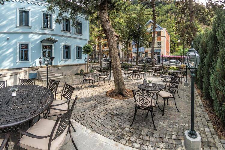 Golden Tulip Borjomi