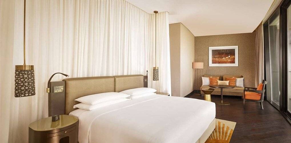 Grand Hyatt Abu Dhabi Hotel & Residences Emirates Pearl