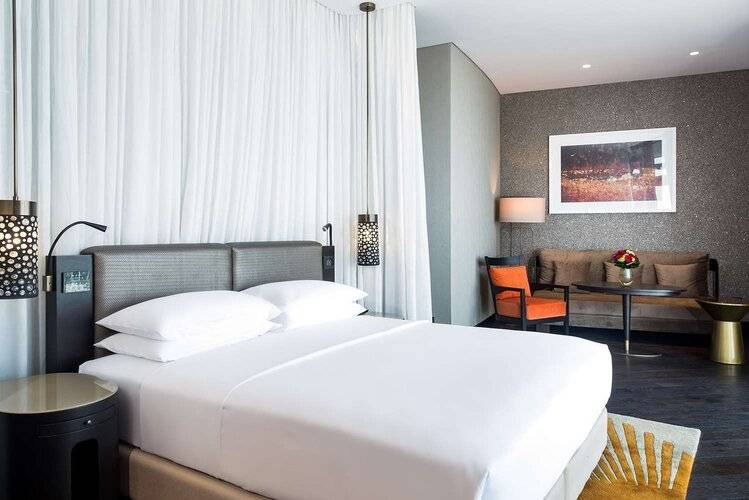 Grand Hyatt Abu Dhabi Hotel & Residences Emirates Pearl