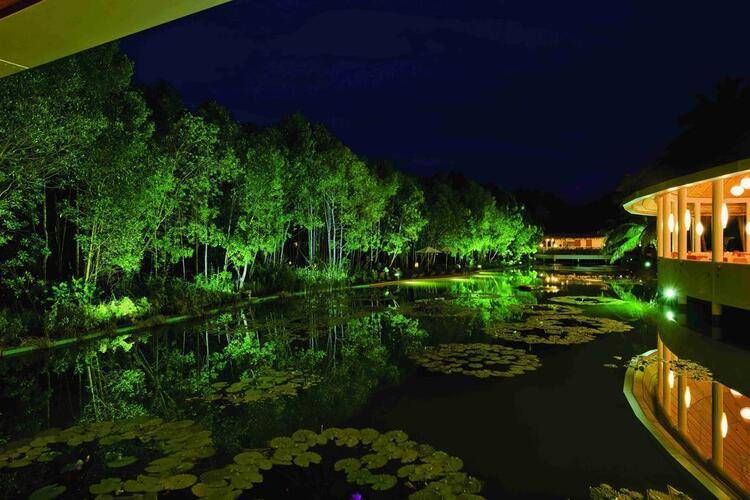 Dreamland - The Unique Sea & Lake Resort
