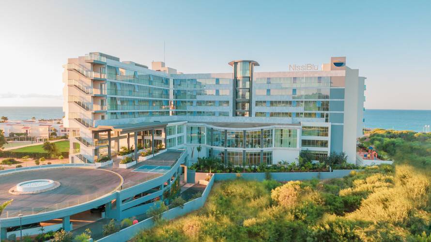 Nissiblu Beach Resort