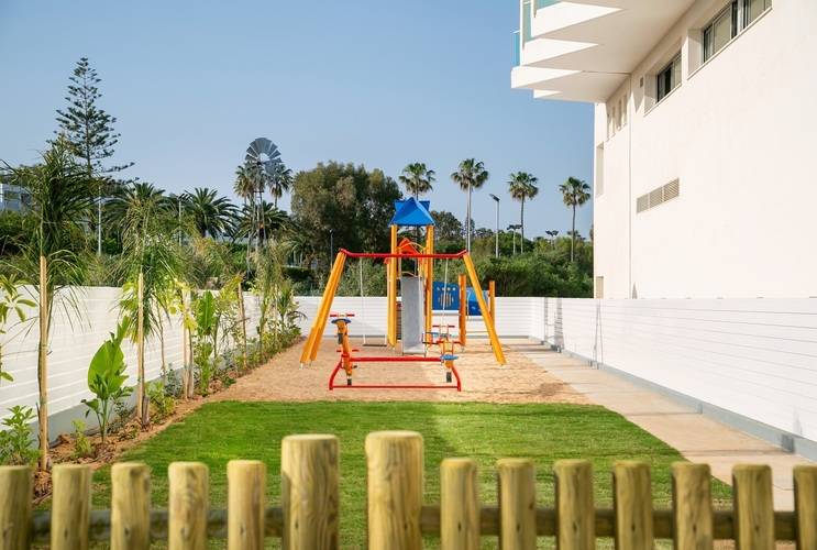 Nissiblu Beach Resort