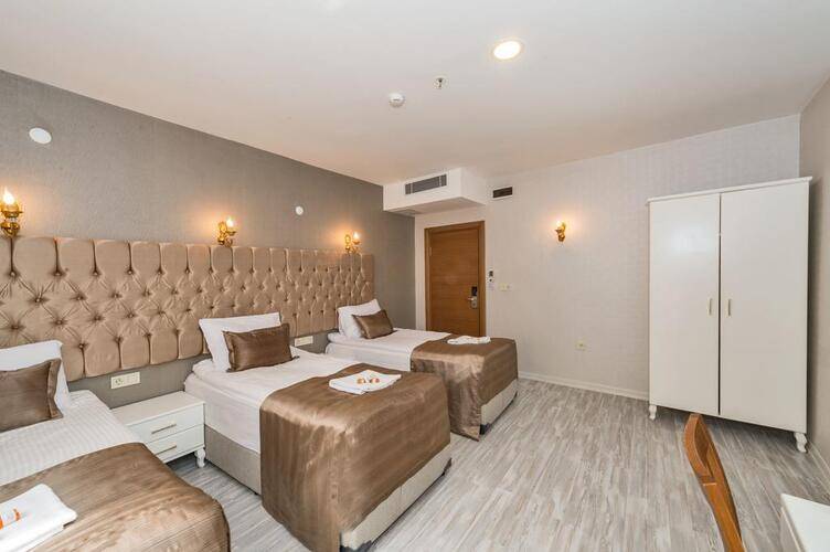 Grand Pamir Hotel