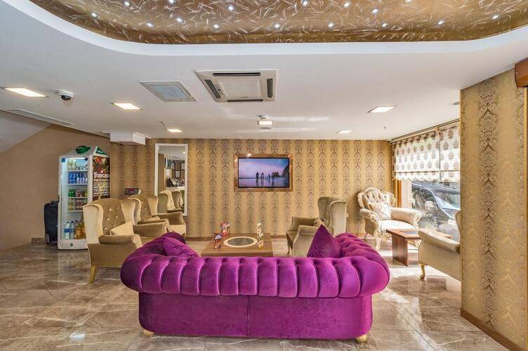 Grand Pamir Hotel