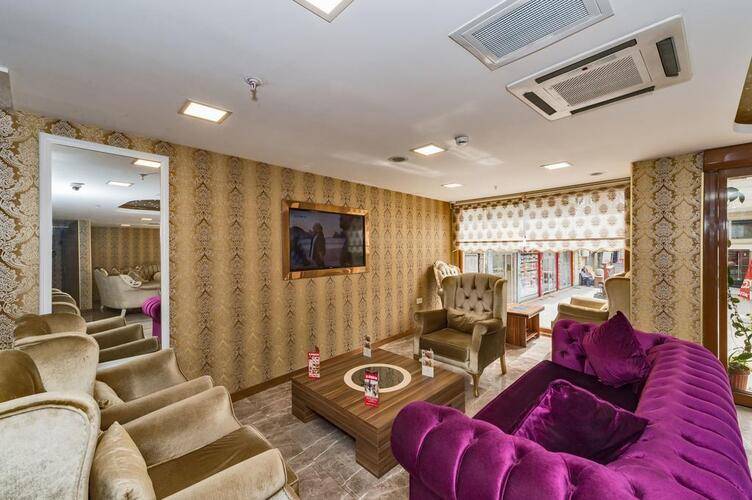 Grand Pamir Hotel