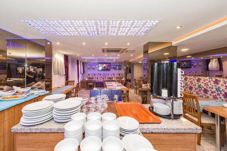Grand Pamir Hotel