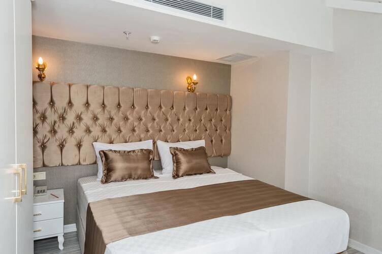 Grand Pamir Hotel