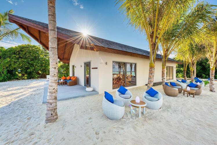 Kuredhivaru Resort And Spa (Ex. Movenpick Resort Kuredhivaru Maldives)