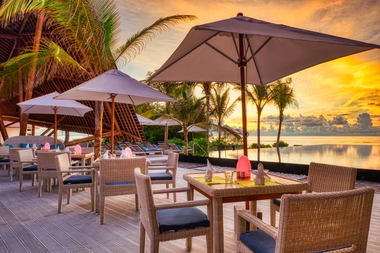 Kuredhivaru Resort And Spa (Ex. Movenpick Resort Kuredhivaru Maldives)
