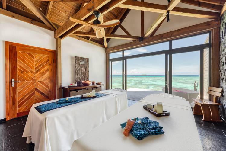 Kuredhivaru Resort And Spa (Ex. Movenpick Resort Kuredhivaru Maldives)
