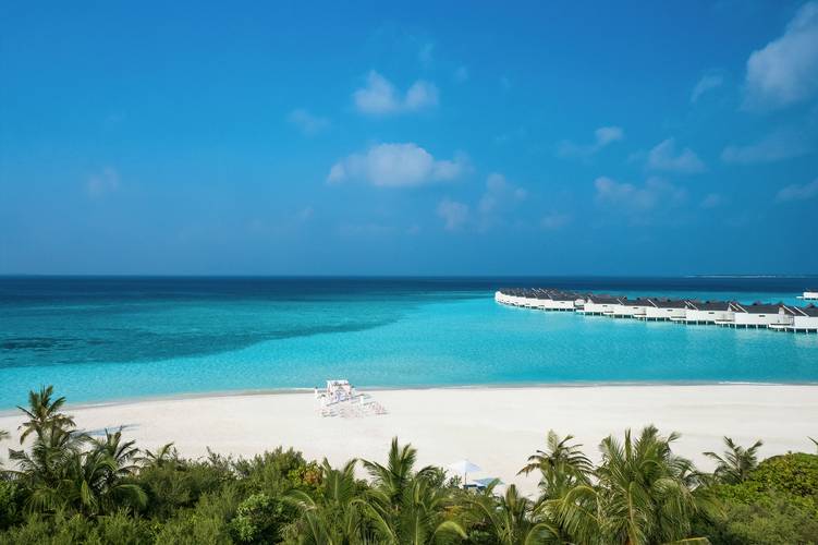 Kuredhivaru Resort And Spa (Ex. Movenpick Resort Kuredhivaru Maldives)