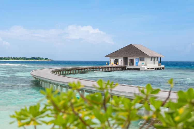 Kuredhivaru Resort And Spa (Ex. Movenpick Resort Kuredhivaru Maldives)