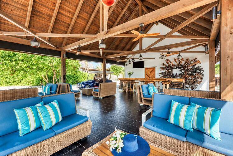 Kuredhivaru Resort And Spa (Ex. Movenpick Resort Kuredhivaru Maldives)