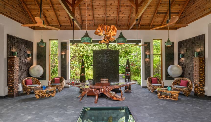 Kuredhivaru Resort And Spa (Ex. Movenpick Resort Kuredhivaru Maldives)