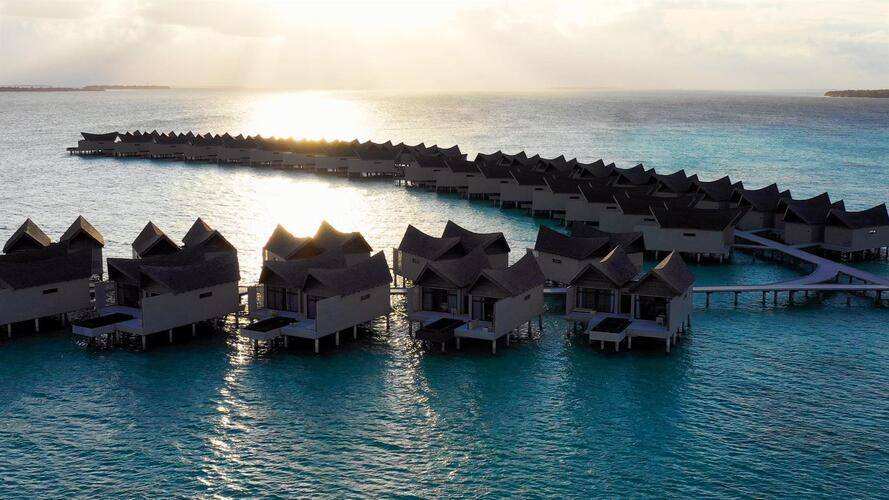 Kuredhivaru Resort And Spa (Ex. Movenpick Resort Kuredhivaru Maldives)
