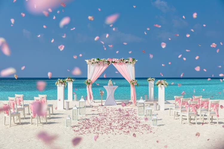 Kuredhivaru Resort And Spa (Ex. Movenpick Resort Kuredhivaru Maldives)