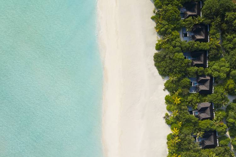 Kuredhivaru Resort And Spa (Ex. Movenpick Resort Kuredhivaru Maldives)