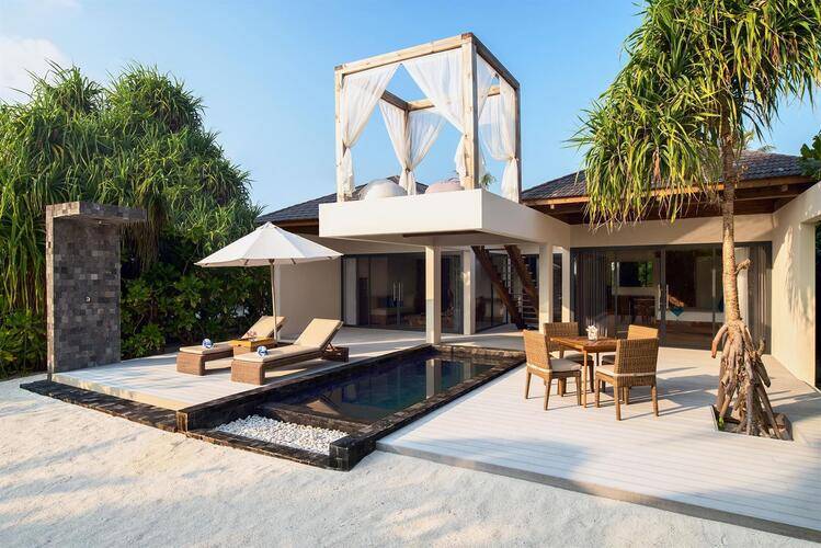 Kuredhivaru Resort And Spa (Ex. Movenpick Resort Kuredhivaru Maldives)