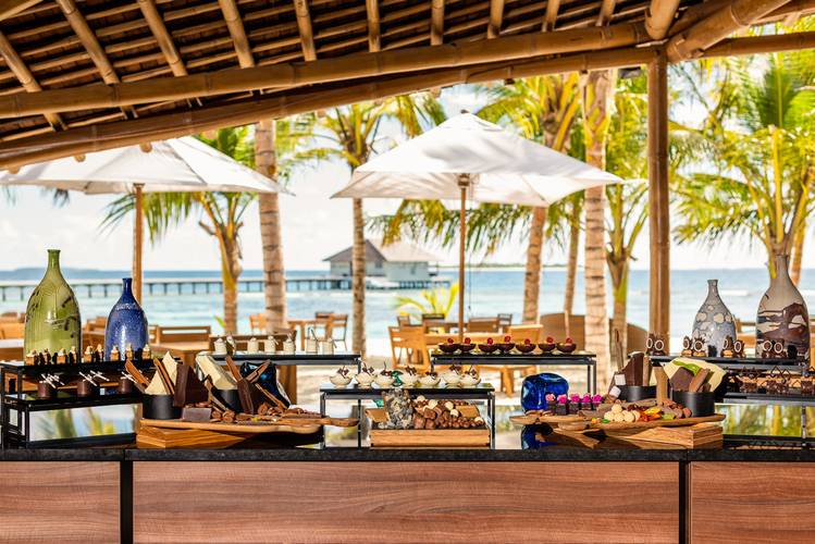 Kuredhivaru Resort And Spa (Ex. Movenpick Resort Kuredhivaru Maldives)