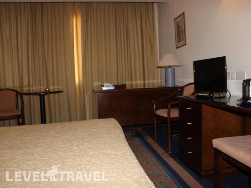 Фотография Europa Plaza Hotel Фотография Europa Plaza Hotel