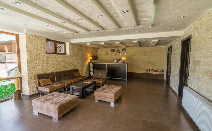 Banguriani Hotel