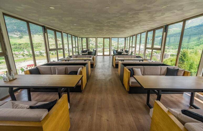 Banguriani Hotel