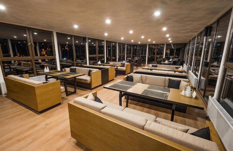 Banguriani Hotel