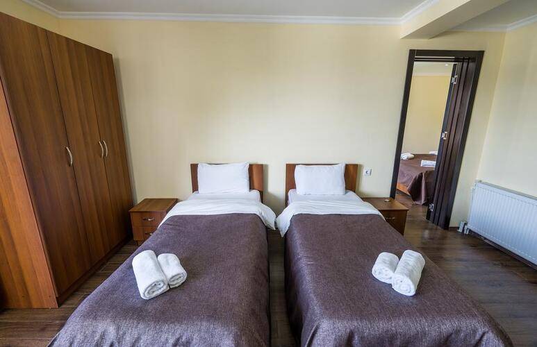 Banguriani Hotel