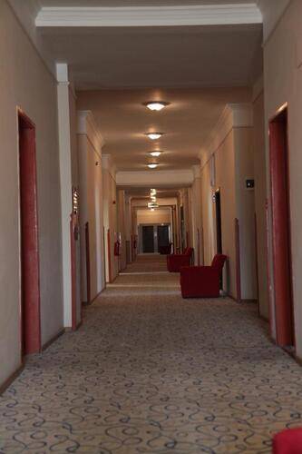 Tassaray Hotel