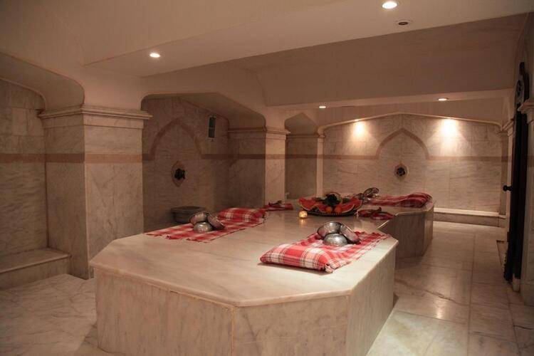 Tassaray Hotel