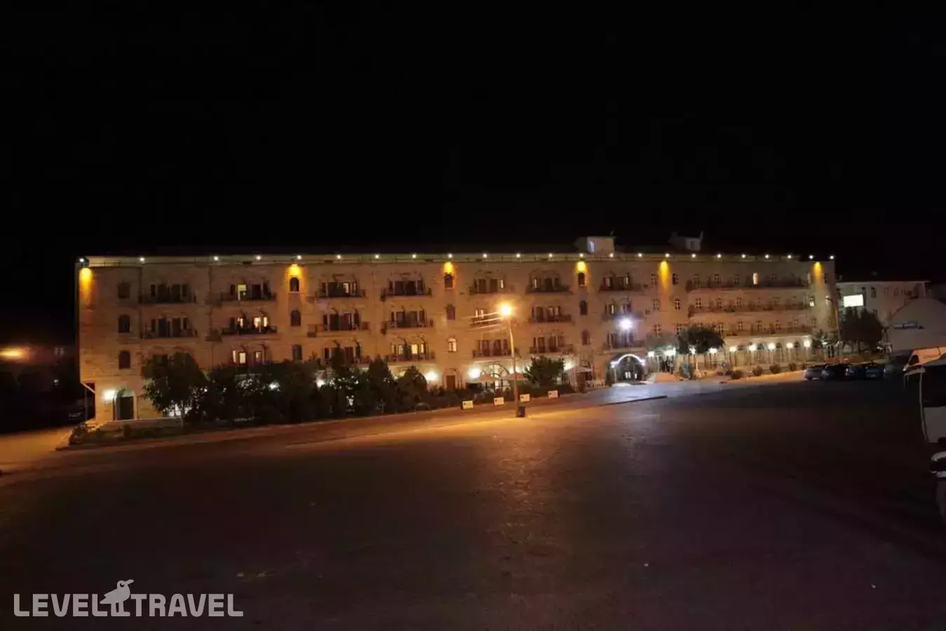 Tassaray Hotel