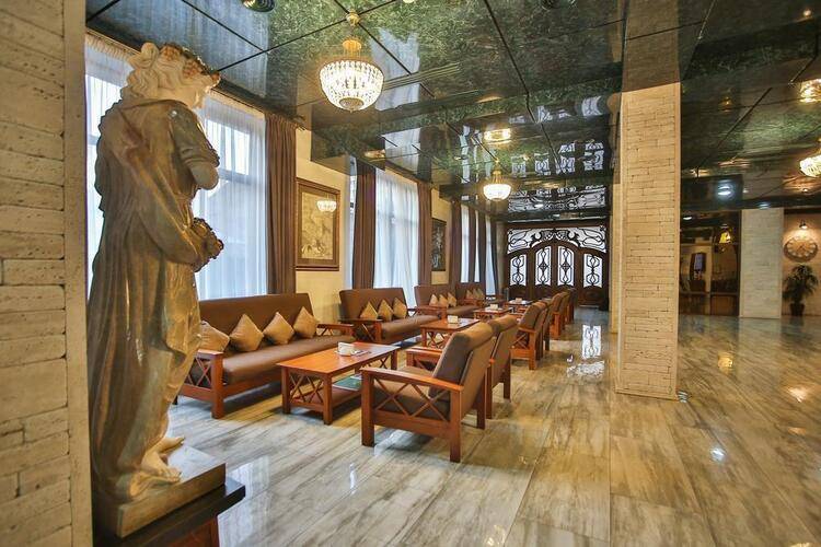 Wine Palace Hotel