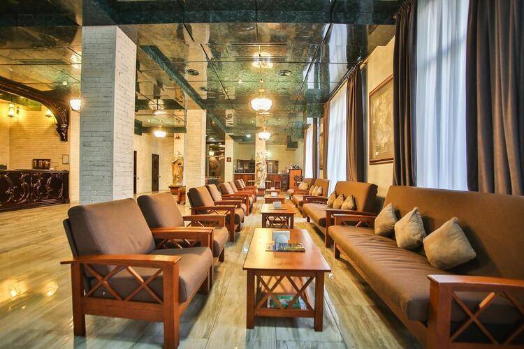 Wine Palace Hotel
