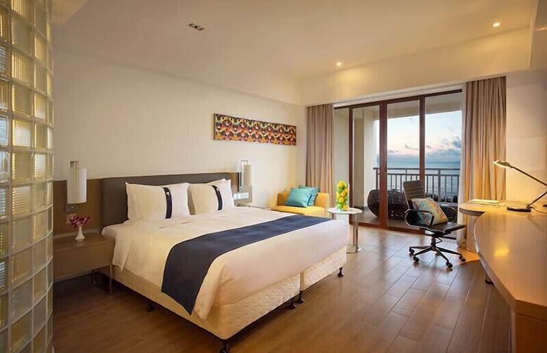 Holiday Inn Express Haikou West Coast