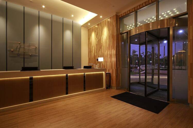 Holiday Inn Express Haikou West Coast