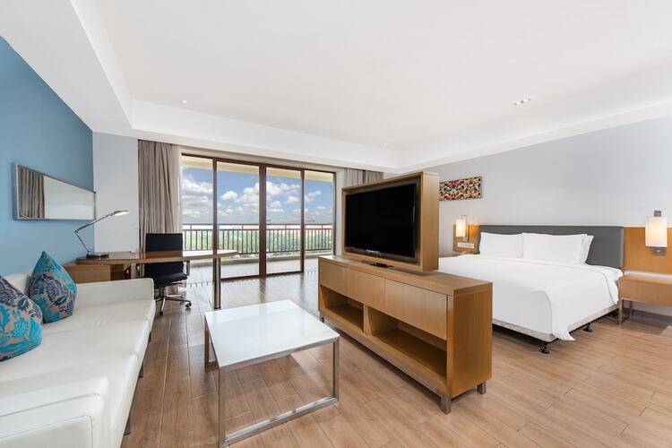 Holiday Inn Express Haikou West Coast