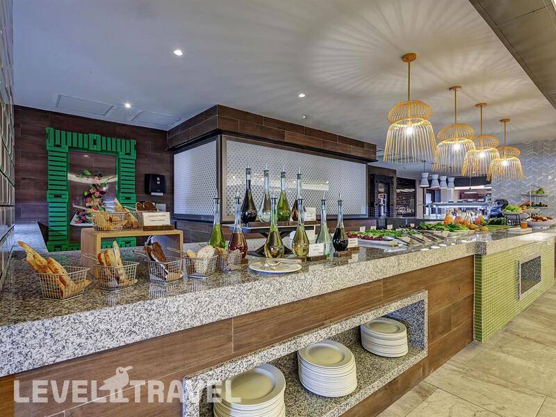Фотография Royalton Cancun Resort & Spa (Adults Only 18+)
