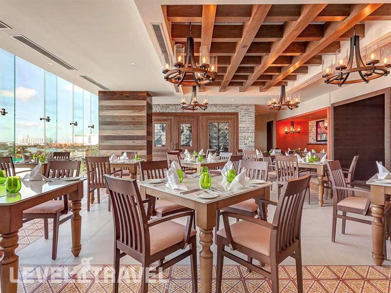Фотография Royalton Cancun Resort & Spa (Adults Only 18+)