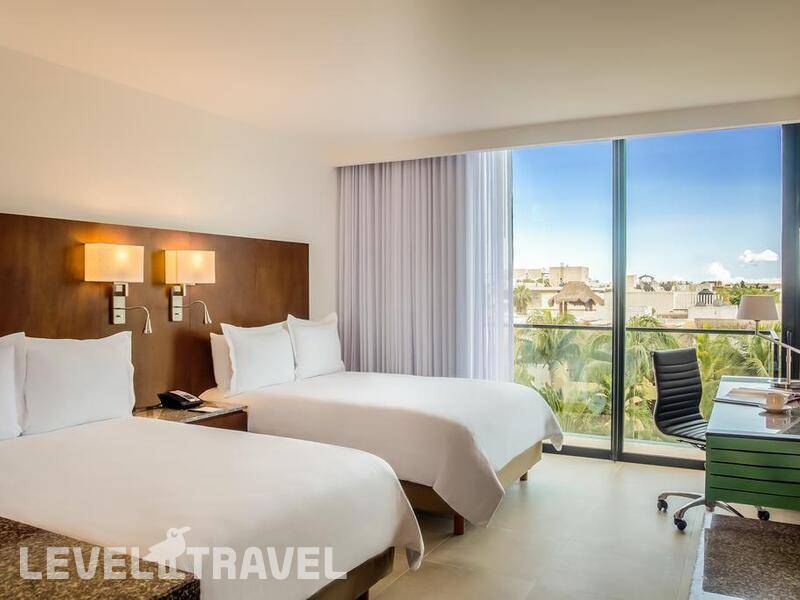 Фотография Fiesta Inn Playa Del Carmen