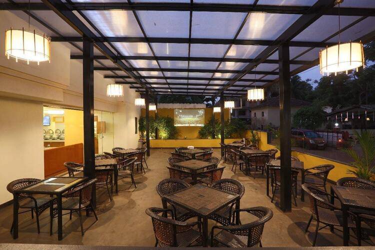 Evoke Lifestyle Candolim