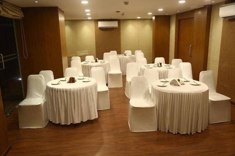Evoke Lifestyle Candolim