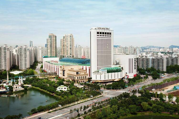 Lotte World