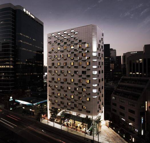 Manu Hotel