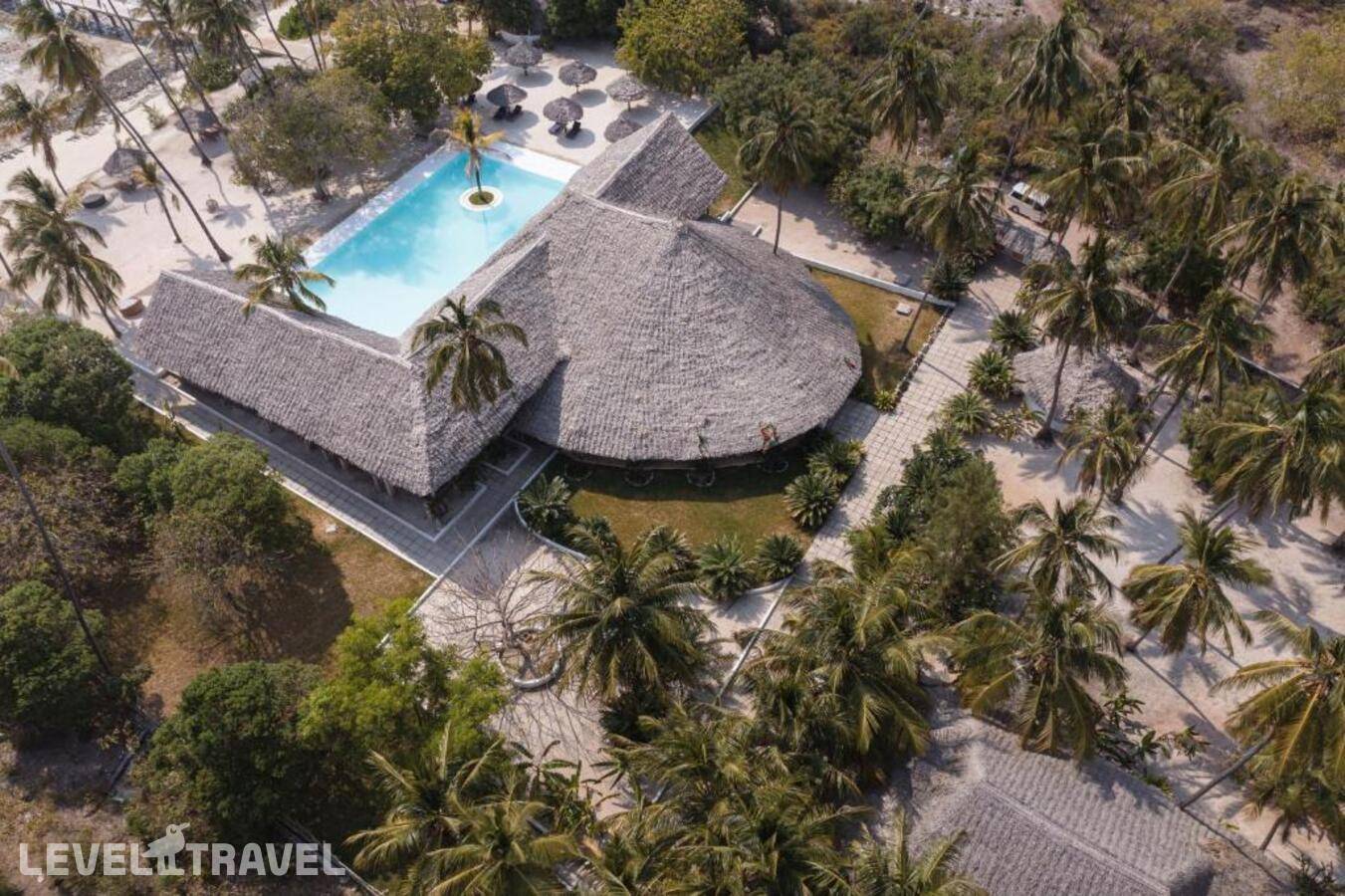 Отель Hotel Blue Moon Resort — Джамбиани, Танзания