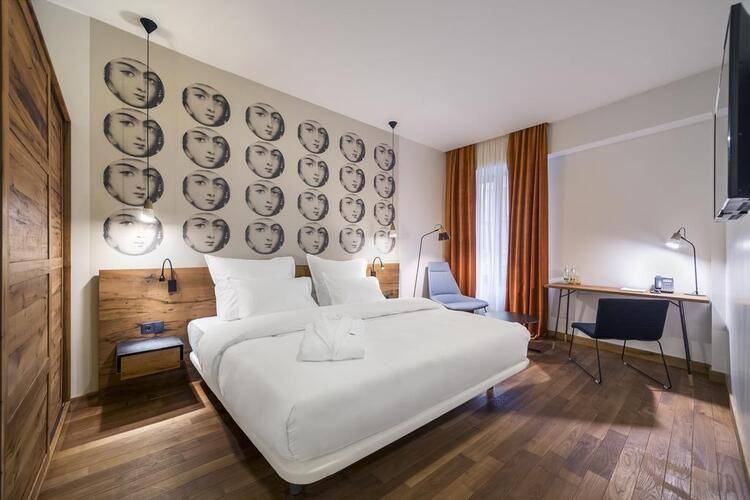 Shota Rustaveli Boutique Hotel (Шота Руставели Бутик Отель)