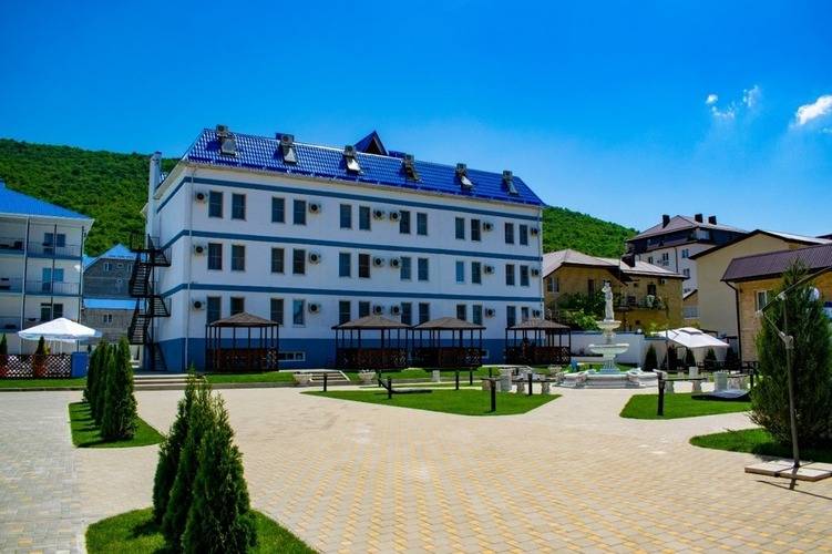 Отель Мореми