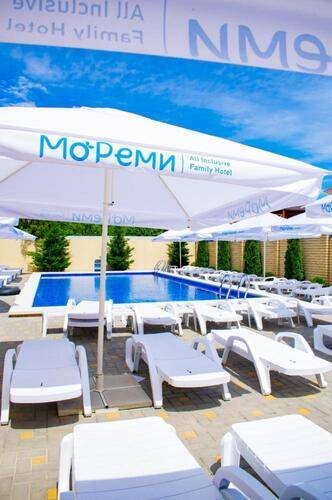 Отель Мореми