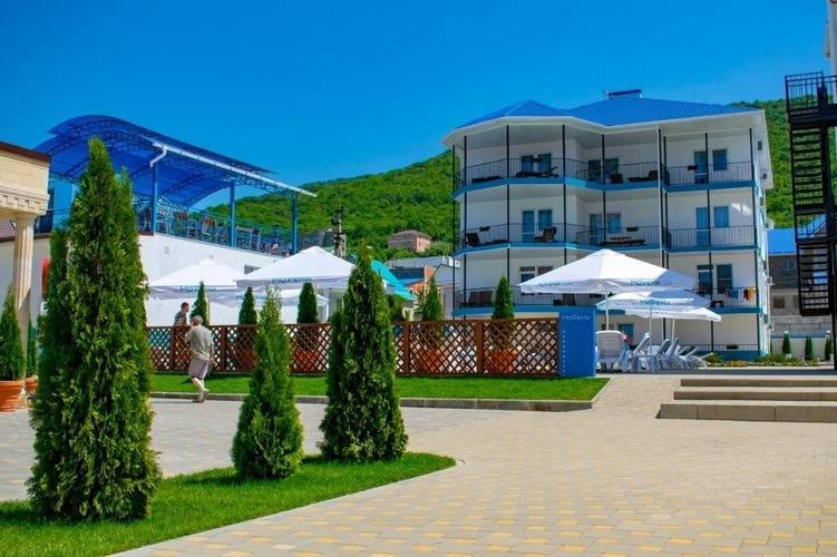 Отель Мореми