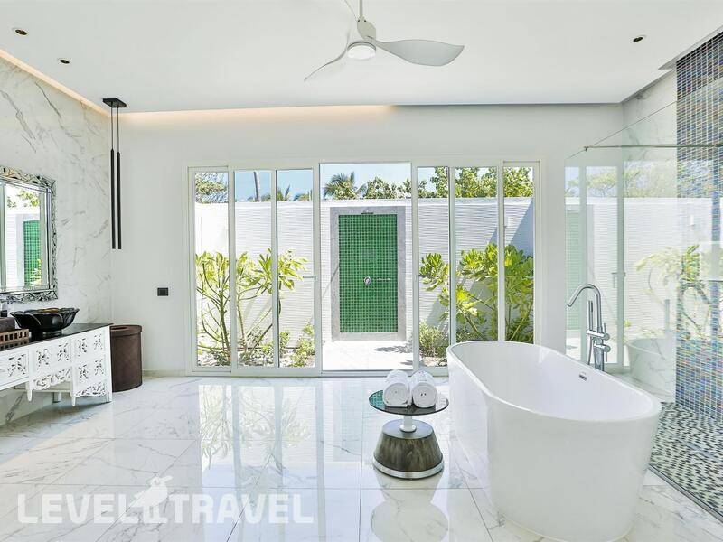 Фотография Emerald Maldives Resort & Spa