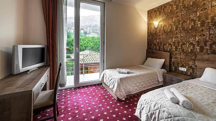 Orange Hotel
